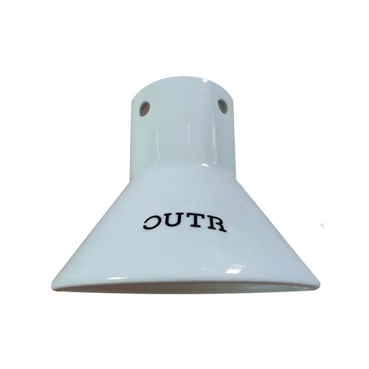 OUTR Chicken sitter ceramic