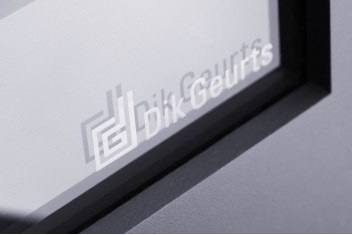 Dik Geurts Bora Corner Wall
