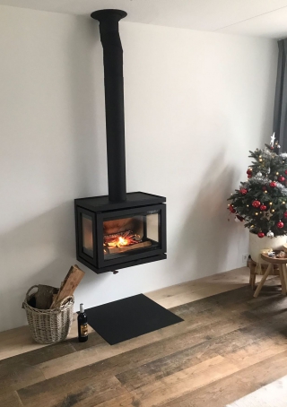 Dik Geurts Vidar Wall EA hanghaard houtkachel 