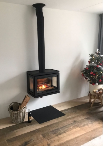 Dik Geurts Vidar Wall EA hanghaard houtkachel 