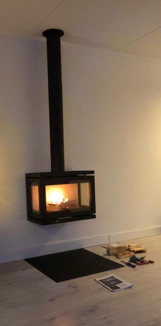 Dik Geurts Vidar Wall houtkachel 