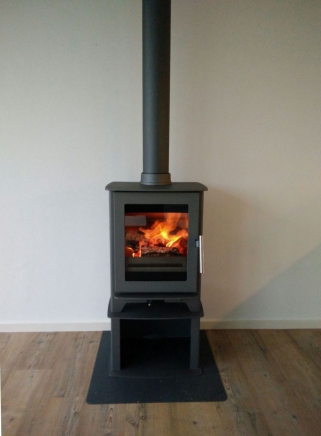 Heta inspire 40 houtkachel met houtvak