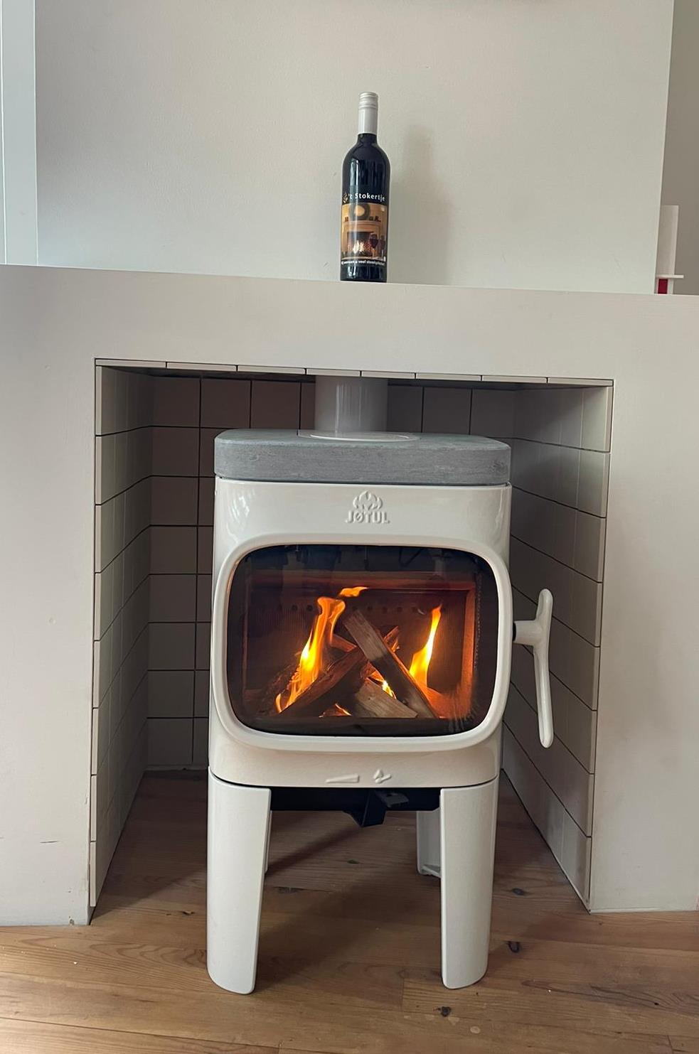 Jotul F105 LL houtkachel in Groningen | 't Stokertje